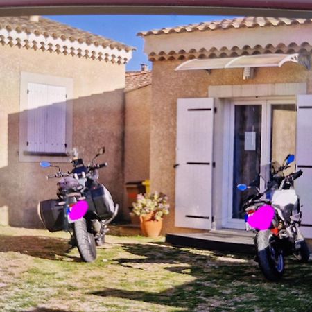 Petite Maison Meublee Entre Avignon Et Carpentras Morieres-les-Avignon Luaran gambar