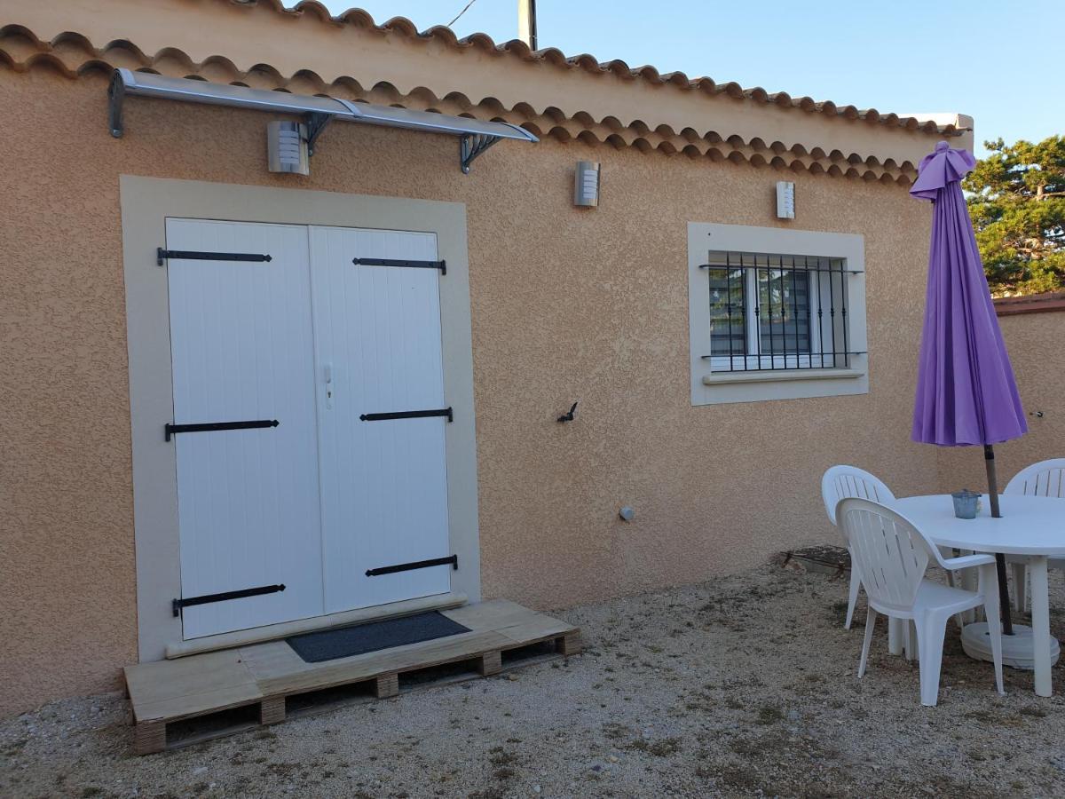 Petite Maison Meublee Entre Avignon Et Carpentras Morieres-les-Avignon Luaran gambar